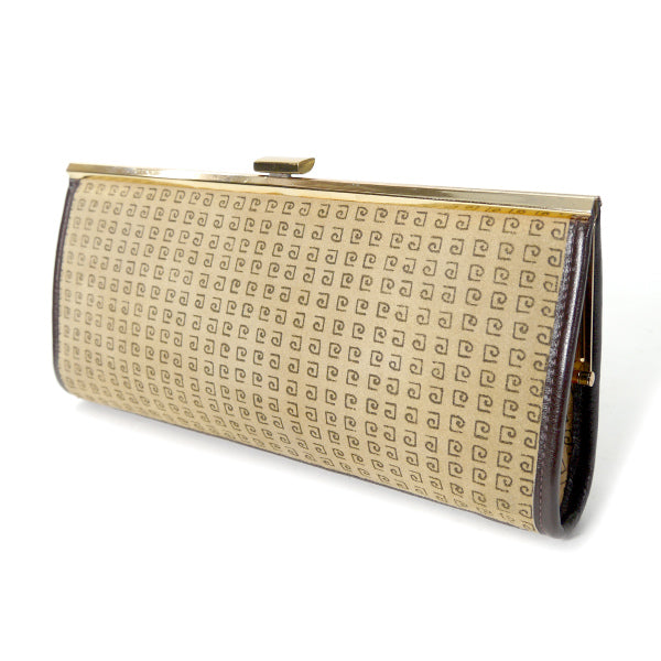 Pierre cardin Pロゴ スエードクラッチバッグ（ベージュ）