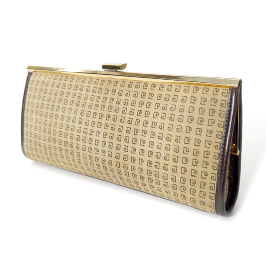 Pierre cardin Pロゴ スエードクラッチバッグ（ベージュ）