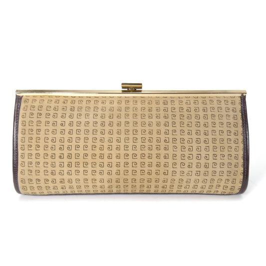 Pierre cardin Pロゴ スエードクラッチバッグ（ベージュ）