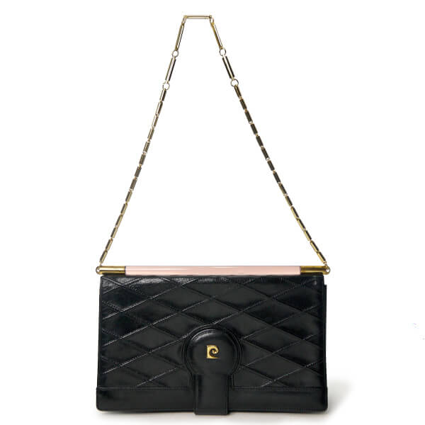 Pierre cardin 本革キルティングチェーンショルダー（黒）