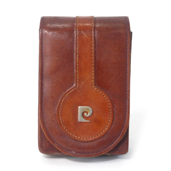 Pierre cardin　レトロ総革Pロゴマルチケース（茶）