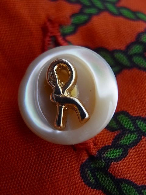 Roberta　赤鎖柄ブラウス