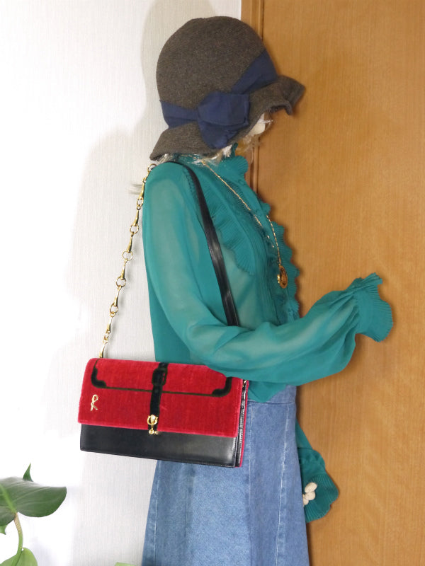 Roberta　だまし絵チェーンショルダー（モケット素材）