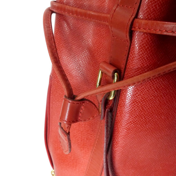 Roberta di Camerino 型押しレザー巾着ショルダー（赤）