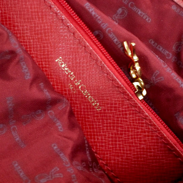 Roberta di Camerino 型押しレザー巾着ショルダー（赤）