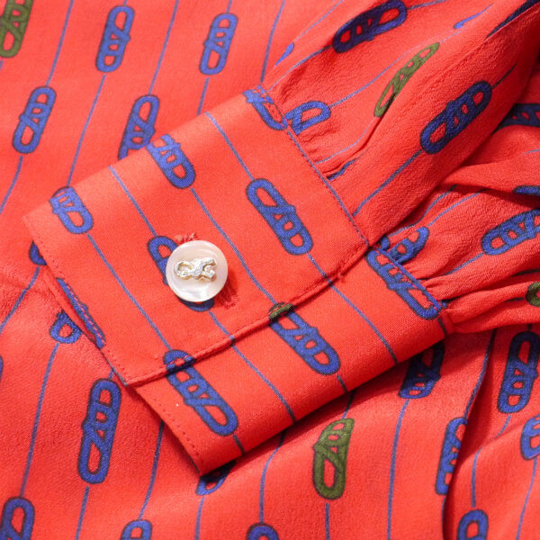 Roberta　チェーン柄レトロブラウス（赤系）