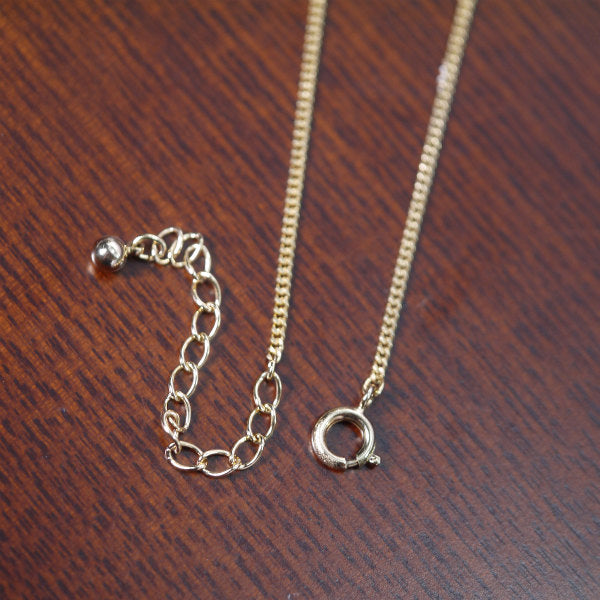 Roberta　スクエアRネックレス（赤×緑×青)