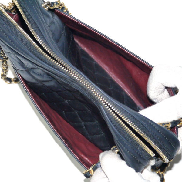 OLD CHANEL　マトラッセＷチェーンショルダー（黒）