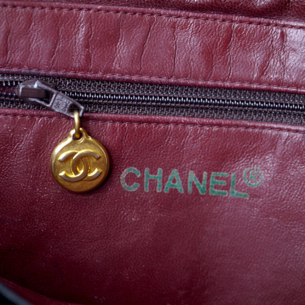 OLD CHANEL　マトラッセＷチェーンショルダー（黒）