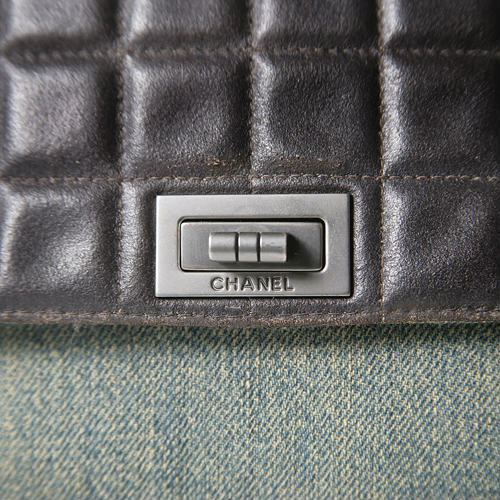 CHANELデニム　アコーディオンＷチェーンショルダー