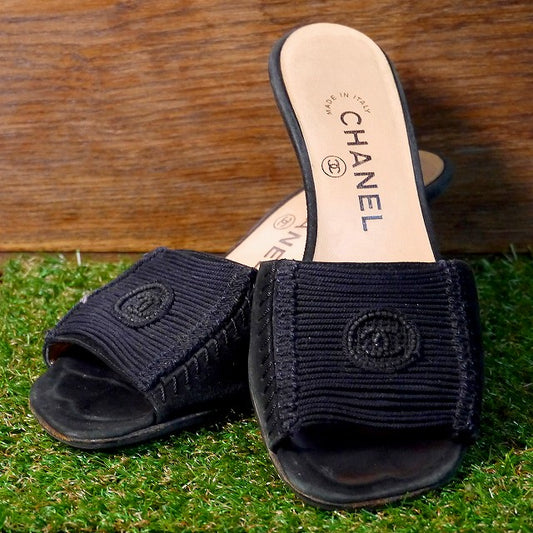 OLD CHANEL 　サンダル（黒）