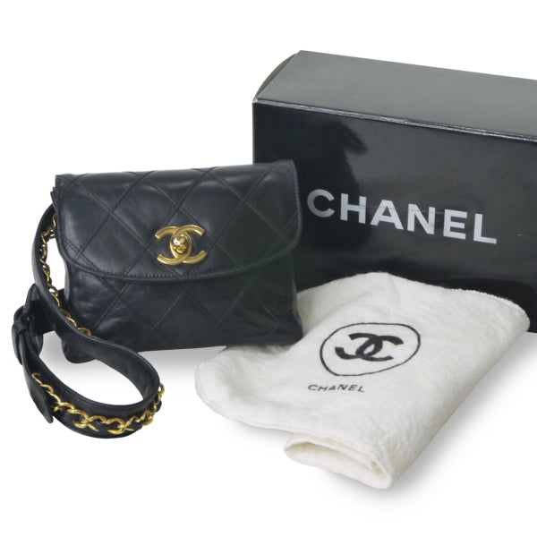 OLD CHANEL　マトラッセウエストポーチ（黒）