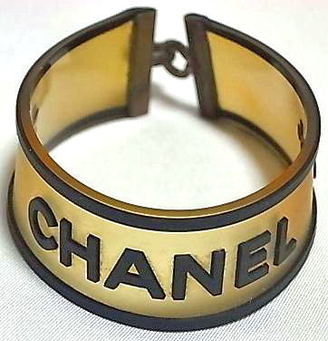 CHANEL　ラバーブレス（茶系）