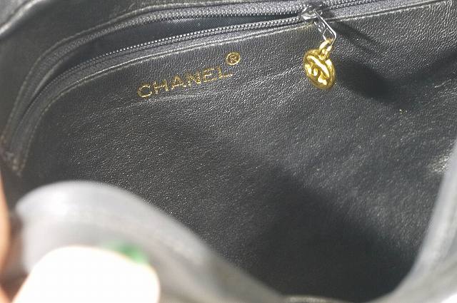 CHANEL　チェーンショルダー（黒）