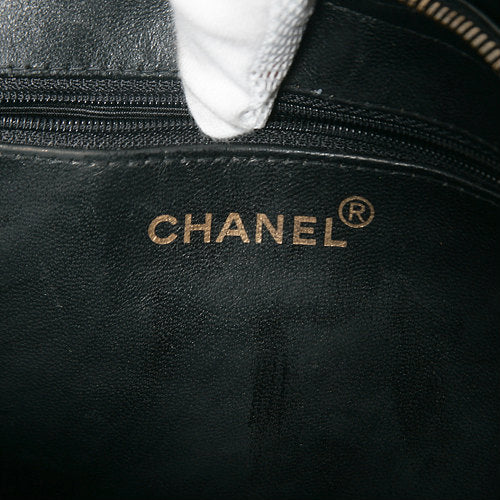 CHANELラムマトラッセ　ショルダー（黒）