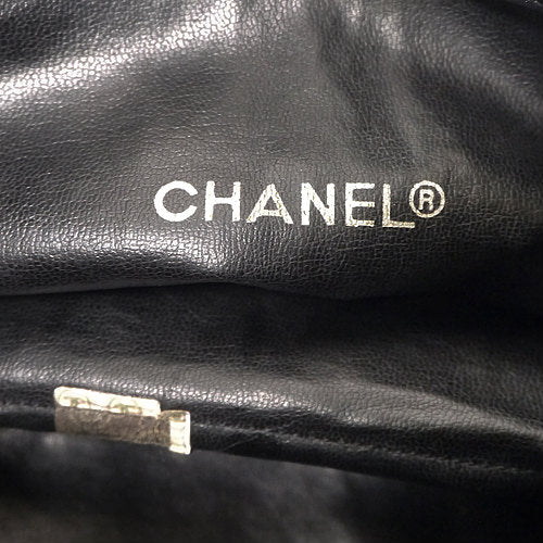 OLD CHANEL マトラッセ巾着チェーンショルダー（黒）