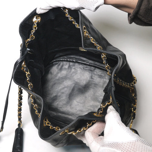 OLD CHANEL マトラッセ巾着チェーンショルダー（黒）