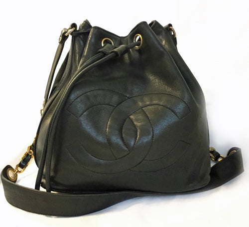 OLD CHANEL ラムスキン巾着チェーンショルダー（黒）