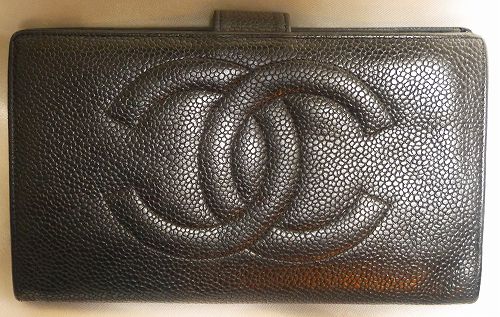 CHANEL長財布ガマ口（黒）キャビアスキン
