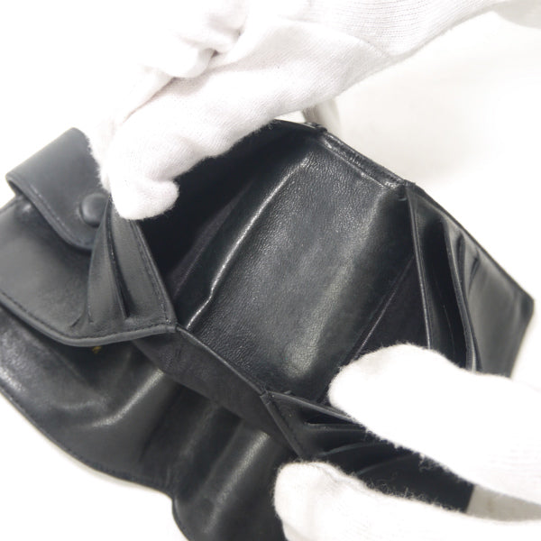 OLD CHANEL　ココステッチWホック折財布（黒/ラムスキン）
