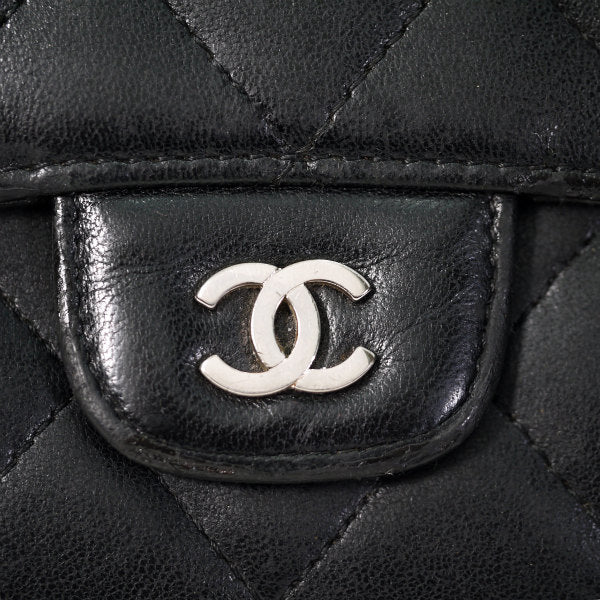 OLD CHANEL　マトラッセ3つ折り長財布（黒/ラムスキン）