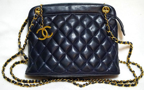 CHANELマトラッセＷチェーンショルダー（濃紺）