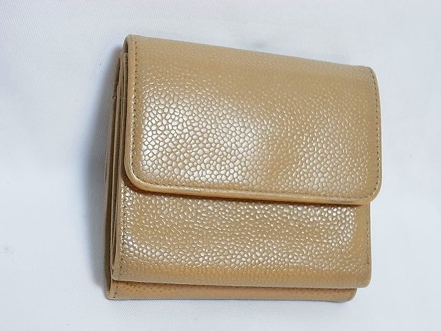 CHANELキャビア財布（ベージュ）