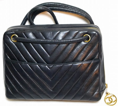 シャネルVライン２Wayバッグ（黒・カンボン）