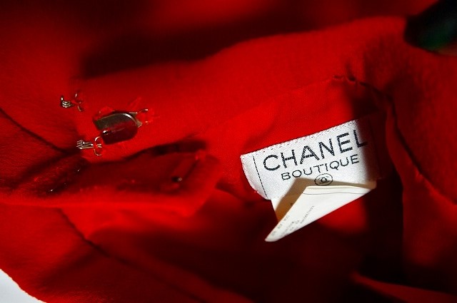 OLD CHANEL　98Aスカートスーツ（赤）
