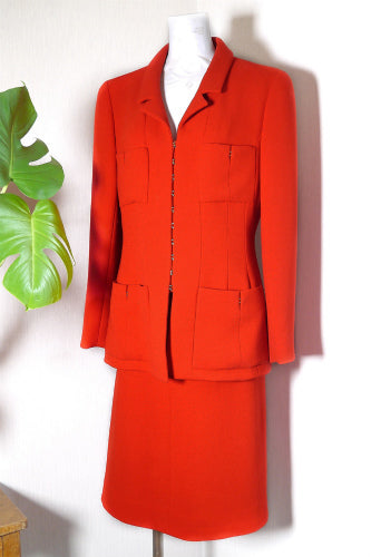 OLD CHANEL　98Aスカートスーツ（赤）