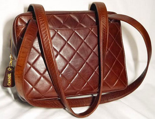 CHANEL　茶マトラッセトートショルダー