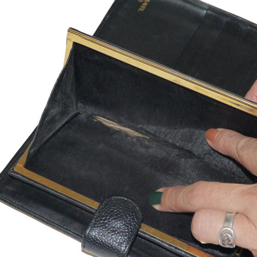 CHANEL長財布ガマ口（黒）キャビアスキン