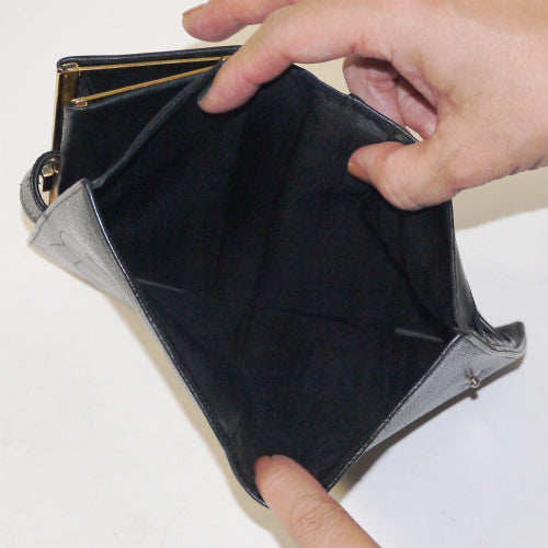 CHANEL長財布ガマ口（黒）キャビアスキン