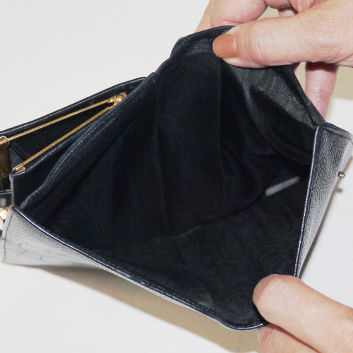 CHANEL長財布ガマ口（黒）キャビアスキン