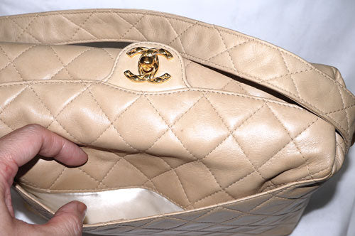 OLD CHANEL ＜訳アリ＞ベージュ マトラッセ  ショルダー