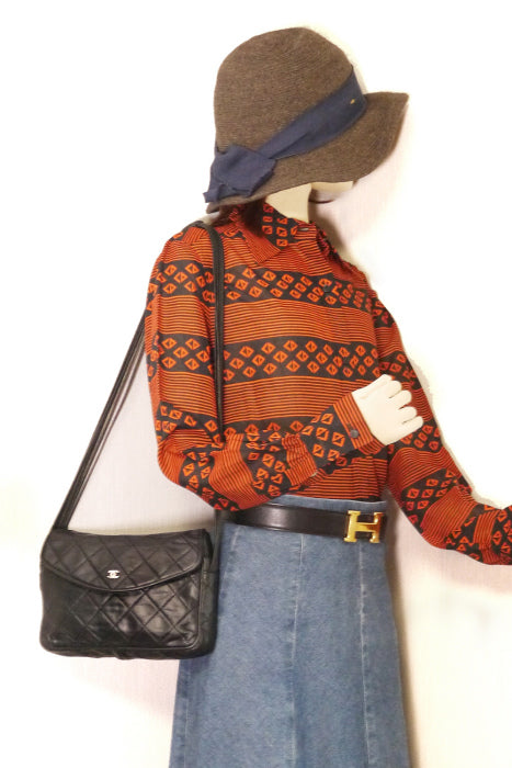 CHANELラムマトラッセ　ショルダー（黒）