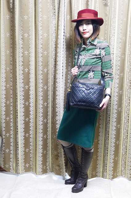 CHANEL　黒フリンジショルダー