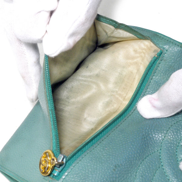 OLD CHANEL  ＜訳アリ＞ キャビアスキンココマークステッチ折財布（水色）