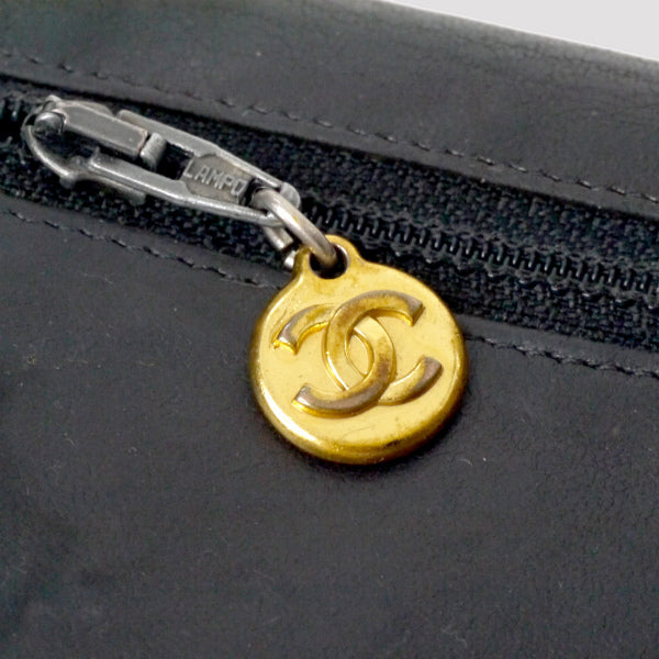 OLD CHANEL  ココマーク ポーチウォレット（黒/ラムスキン）