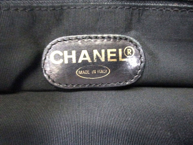 <訳あり>CHANEL ラム革トートバッグ(黒）