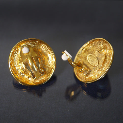 CHANEL　イヤリング（ゴールド　大パール）