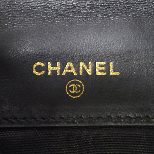 OLD CHANEL ラムスキン２つ折れ財布（大ココ・黒）