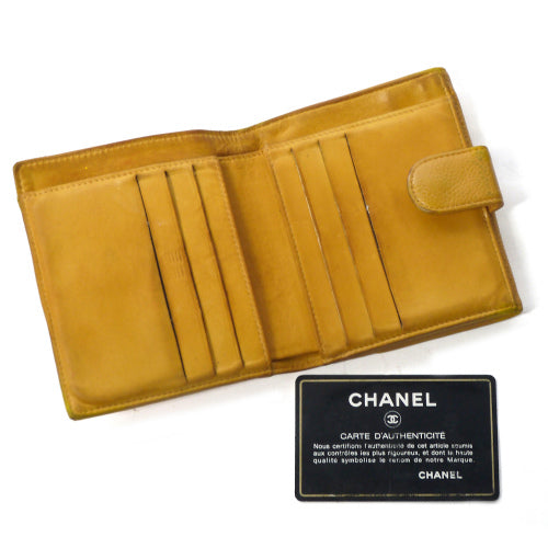 CHANEL　2つ折れ財布キャビアスキン（イエローオレンジ）