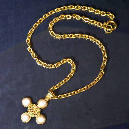 CHANEL ヴィンテージネックレス（ココマーク・パール）