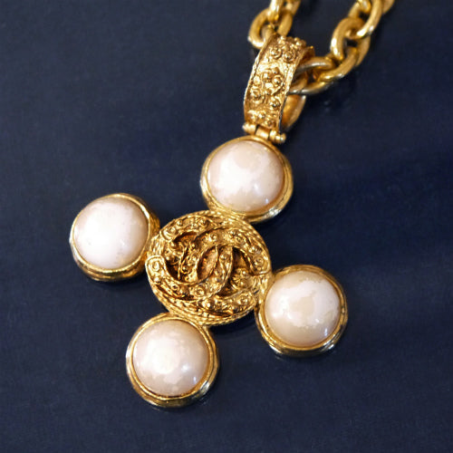 CHANEL ヴィンテージネックレス（ココマーク・パール）