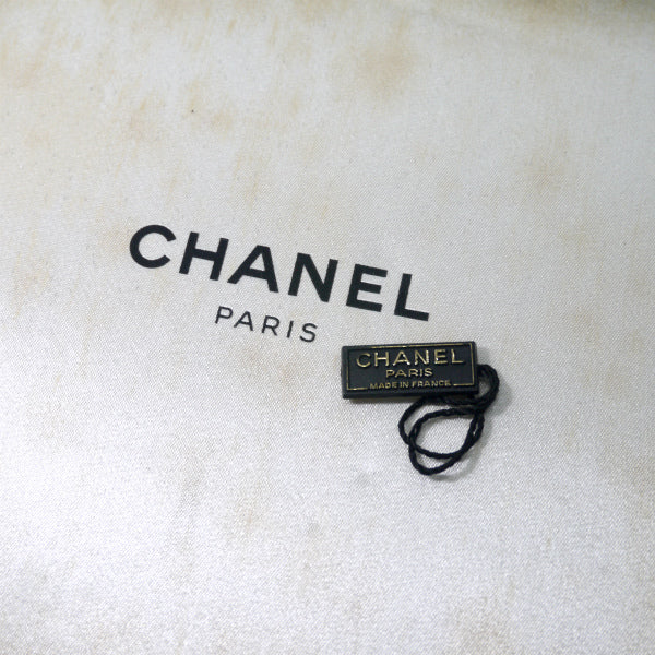 OLD CHANEL パール３連ネックレス