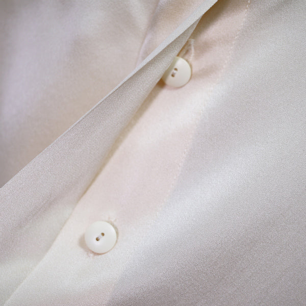 OLD CHANEL ゴールドボタン プリーツブラウス（白）
