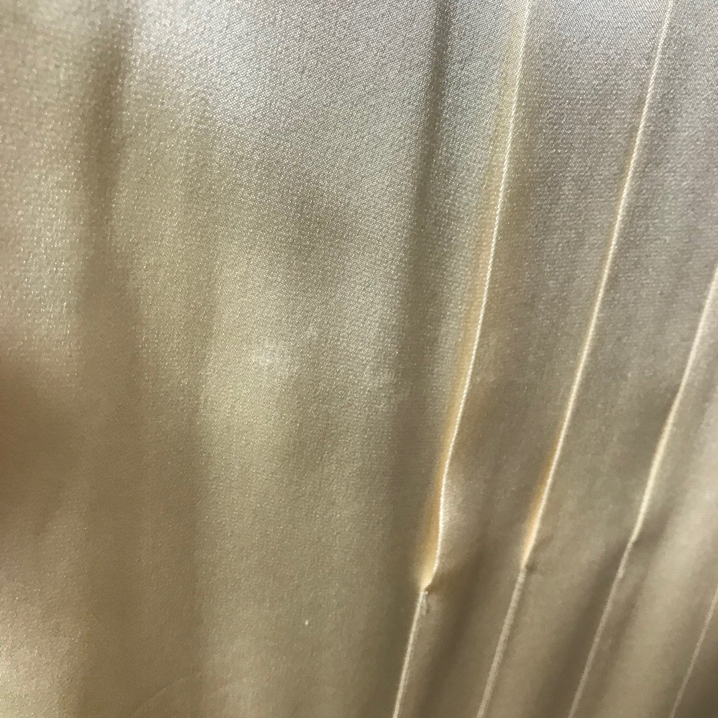 OLD CHANEL ゴールドボタン プリーツブラウス（白）