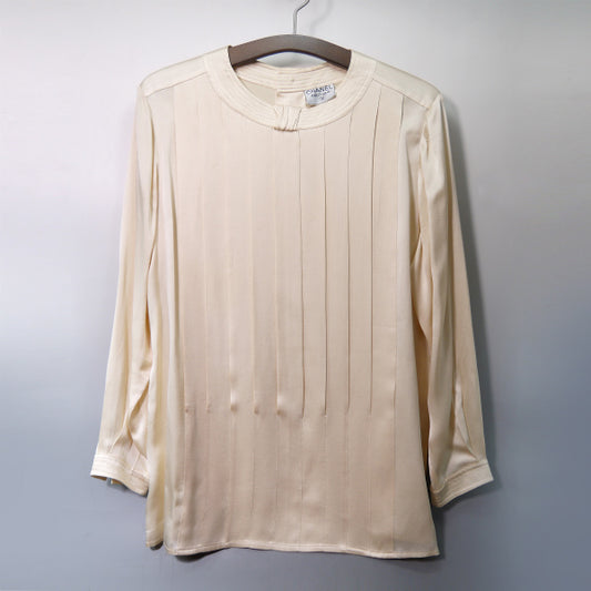 OLD CHANEL ゴールドボタン プリーツブラウス（白）