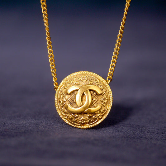 OLD CHANEL ラウンド ココマークネックレス（ゴールド）